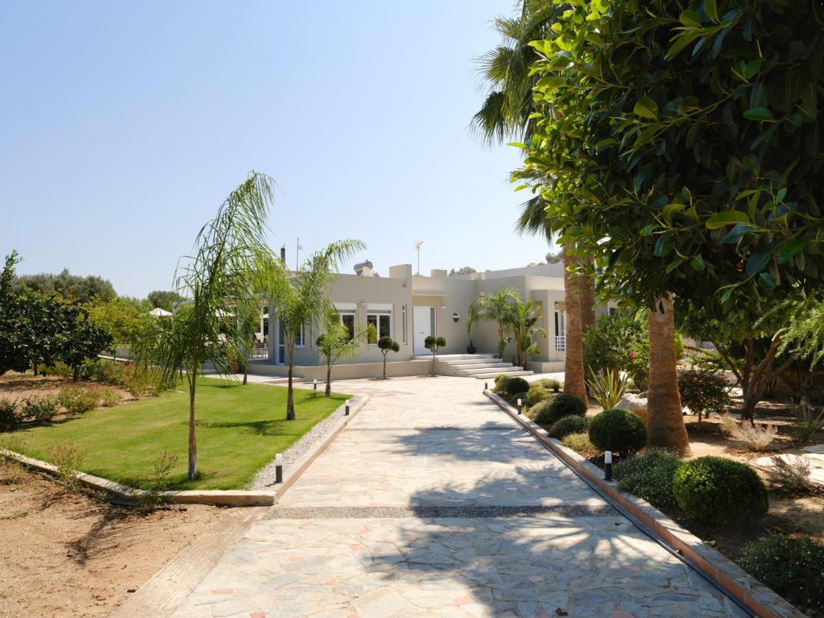 Villa Periklis Adelianos Kampos Exterior foto