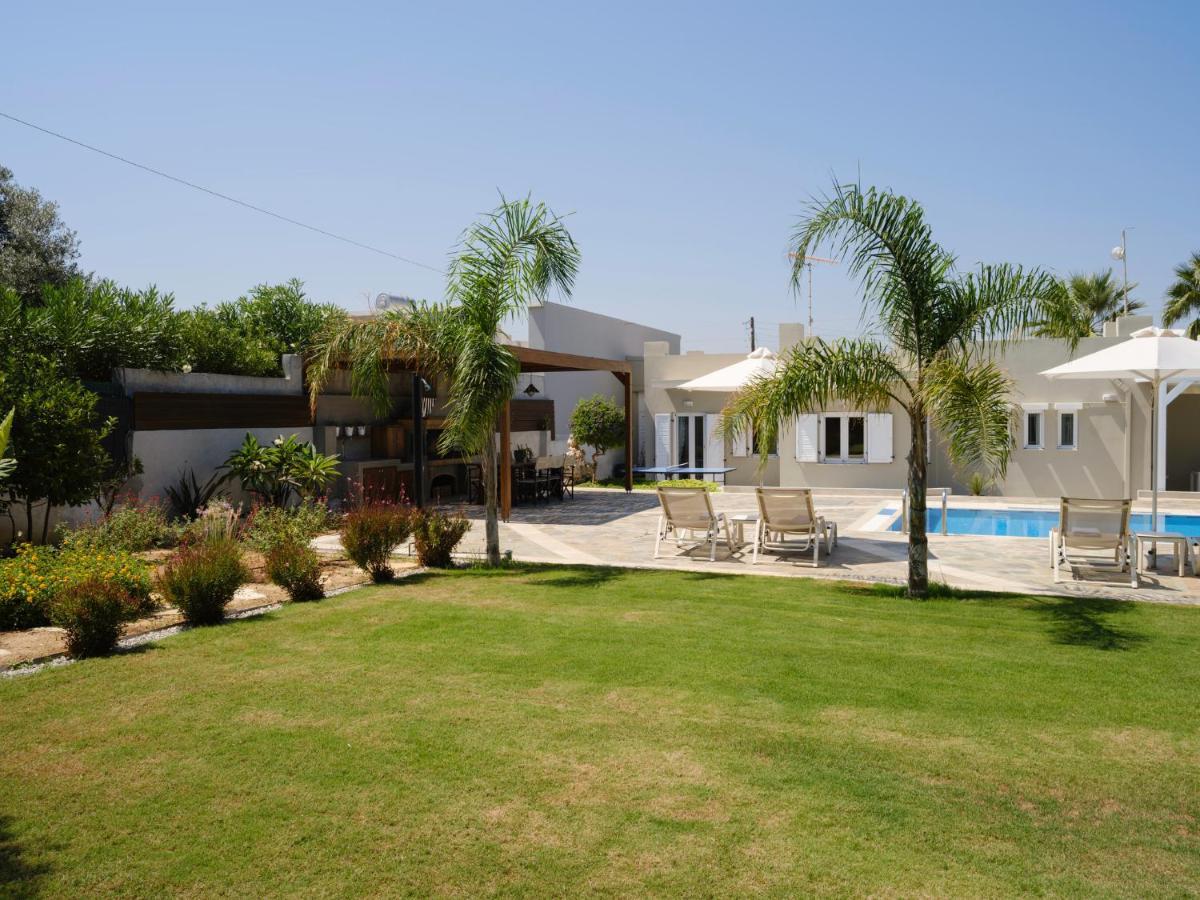 Villa Periklis Adelianos Kampos Exterior foto